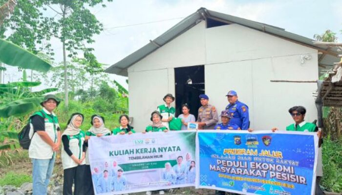 Haru di Pesisir Inhil! Program JALUR Satpolairud dan Mahasiswa KKN UNRI Ringankan Beban Warga Kurang Mampu