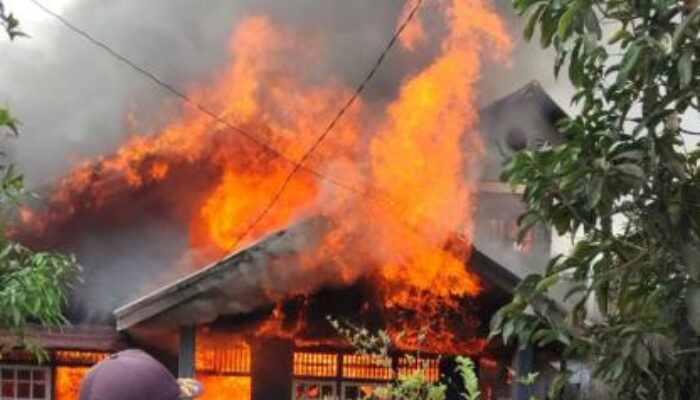 Rumah Warga di Tembilahan Terbakar, Petugas Gabungan Langsung Bergerak