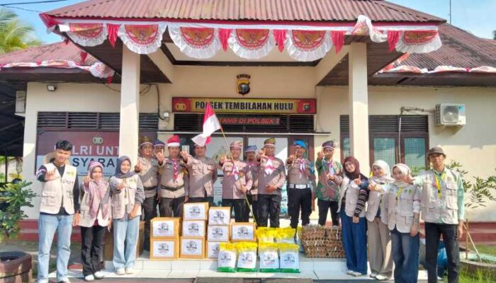 Dari Polisi untuk Masyarakat, Bantuan Sembako Warnai Ekspedisi Merah Putih di Sungai Intan