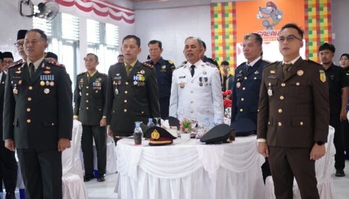 Bupati Herman Ikuti Upacara Detik-Detik Proklamasi HUT ke-81 RI Secara Virtual