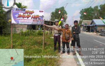 Satlantas Polres Inhil Pasang Spanduk Larangan Balap Liar di Parit 19 dan 21