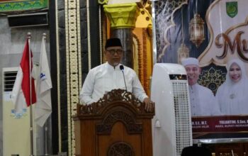 Wakil Bupati Inhil Serahkan Satyalancana Karya Satya kepada 88 PNS