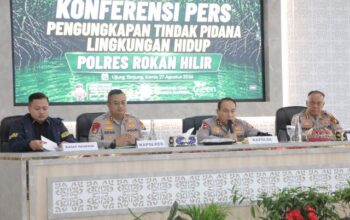 Kapolda riau konfrensi pers tindak Pidana lingkungan hidup penggerusakan 133 ha hutan mangrove di kab. Rohil