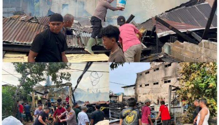 Api Mengamuk di Kateman, 4 Bangunan Terbakar, Kerugian Capai Rp300 Juta