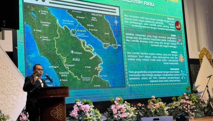Karhutla Riau Capai 17.525 Hektare, Kapolda Paparkan Penanganan ke Polisi Malaysia