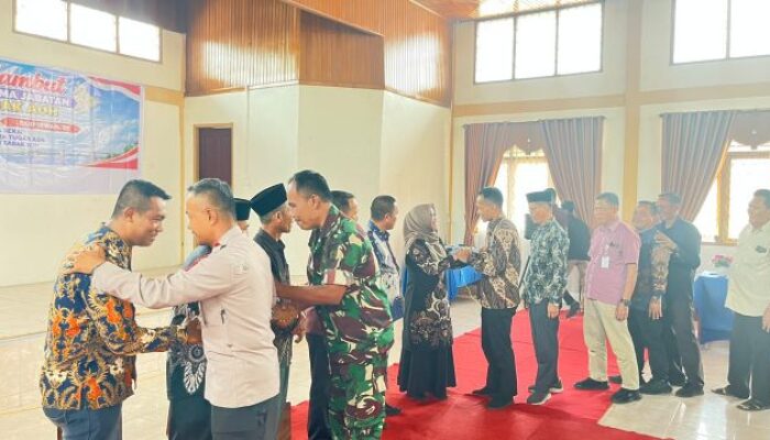 Hadiri Sertijab Camat, Kapolsek Sabak Auh Ingatkan Warga: Jangan Buka Lahan dengan Membakar!