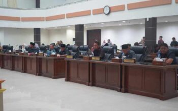 Bupati Inhil Sampaikan KUA dan PPAS APBD 2027 dalam Rapat Paripurna DPRD