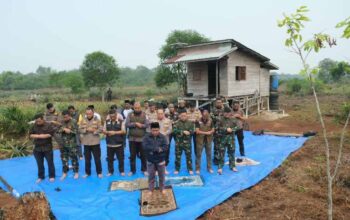 Kapolda Riau dan Pangdam Tinjau Karhutla di Inhu, Gelar Salat Istisqa Memohon Hujan