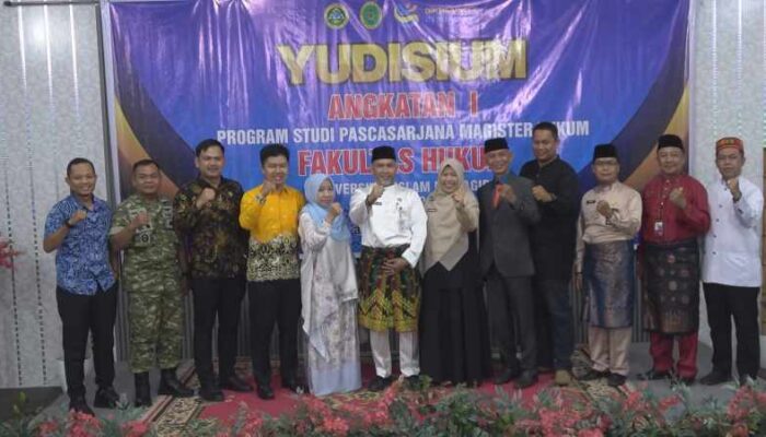 Yudisium 21 Magister Hukum Unisi, Pemkab Inhil Tekankan Kontribusi Lulusan bagi Daerah