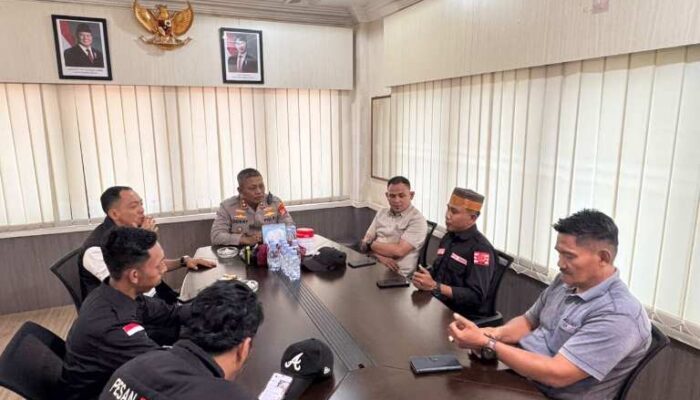Duduk Bersama Penuh Keakraban, Kapolres Inhil, KKSS, IPSS dan IWO Riau Kompak Jaga Kamtibmas