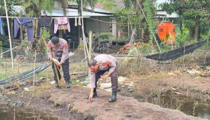 Wujudkan Swasembada Pangan, Kapolsek KSKP Tembilahan Pimpin Penanaman Jagung