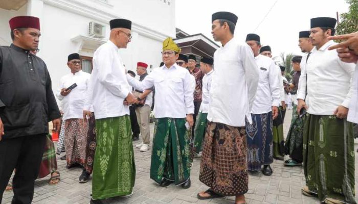 Gus Muhaimin Berharap UAS Jadi Perekat Persatuan Ulama dan Umat Islam