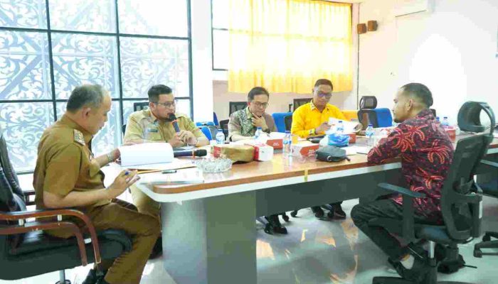 Bupati Herman Turun Langsung Seleksi Calon Komisaris dan Direktur BUMD PT Kelapa Inhil Gemilang
